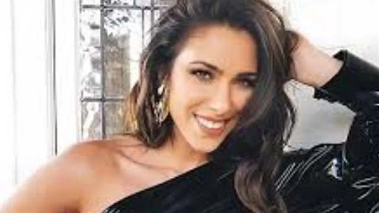 بطلة الدراما اللبنانية.. كيف حققت دانييلا رحمة لقب الأفضل بعد رحلة اغتراب طويلة؟